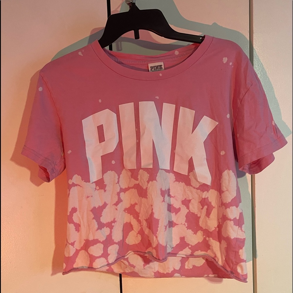 pink crop top